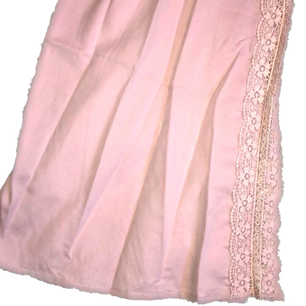 ⭐️HP⭐️💃🏻Blush Silky Lace Bandeau Top & Pants Set - Picture 5 of 8